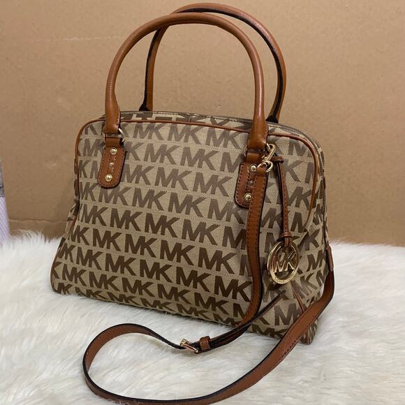 MICHAEL KORS Large Khaki/Acorn Signature BEDFORD Dome Satchel w/XB Strap - Picture 5 of 16